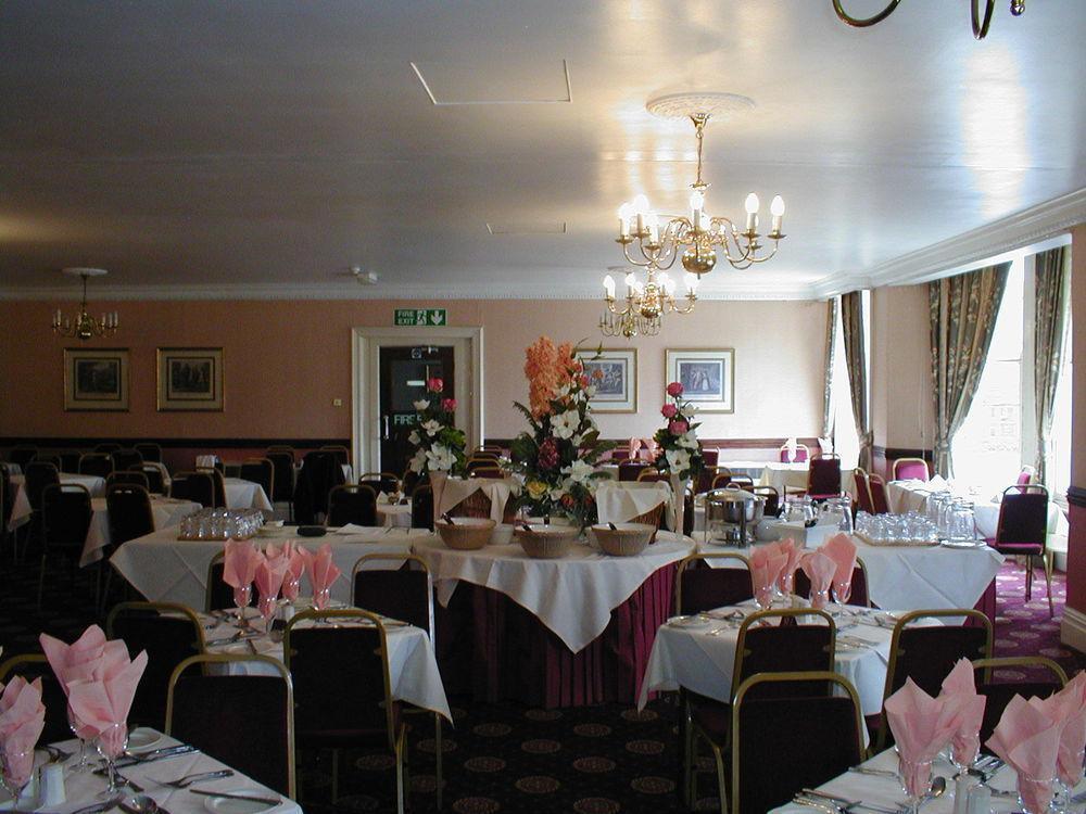 Glen Usk Hotel Llandrindod Wells Esterno foto