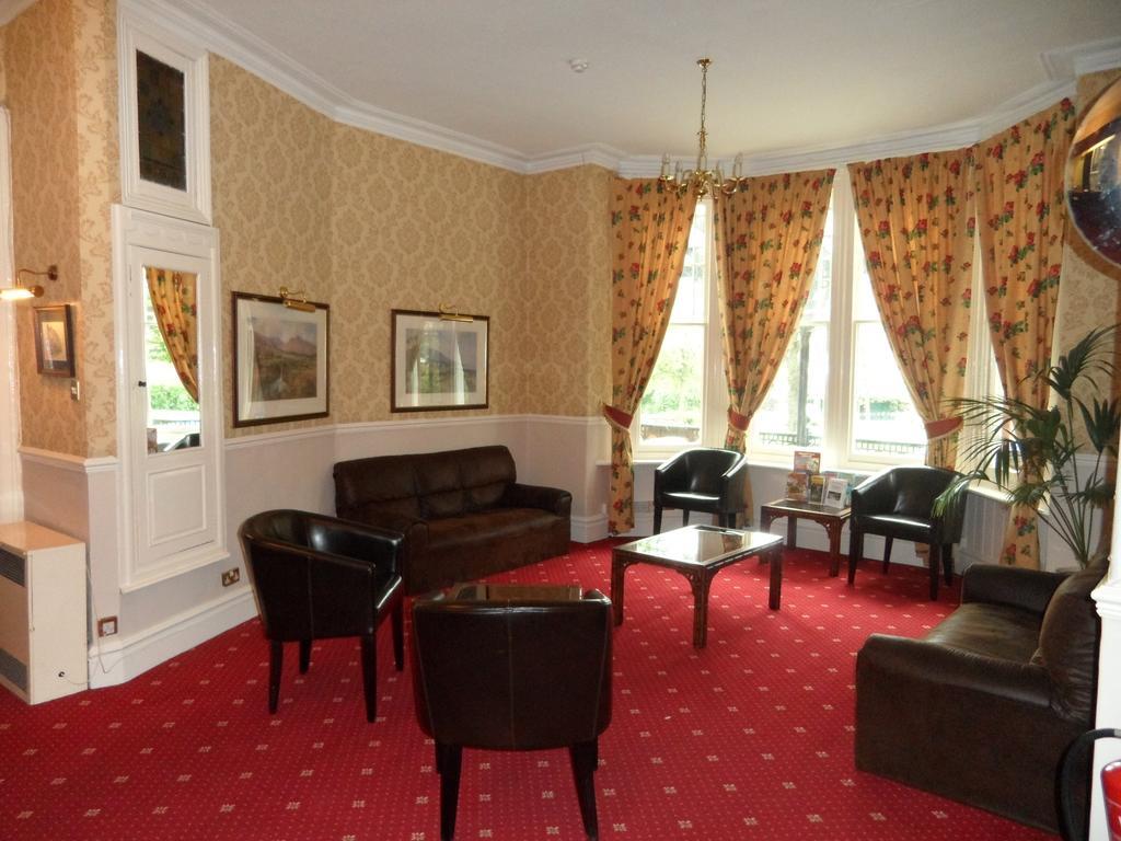 Glen Usk Hotel Llandrindod Wells Esterno foto