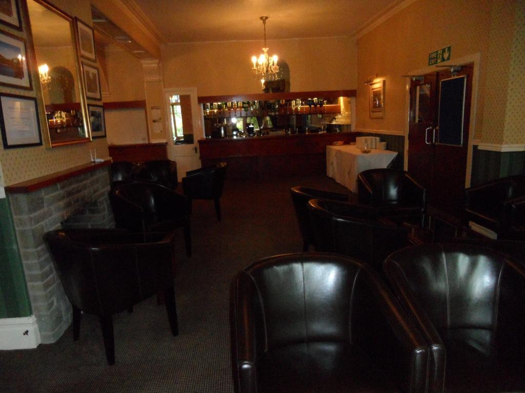 Glen Usk Hotel Llandrindod Wells Esterno foto