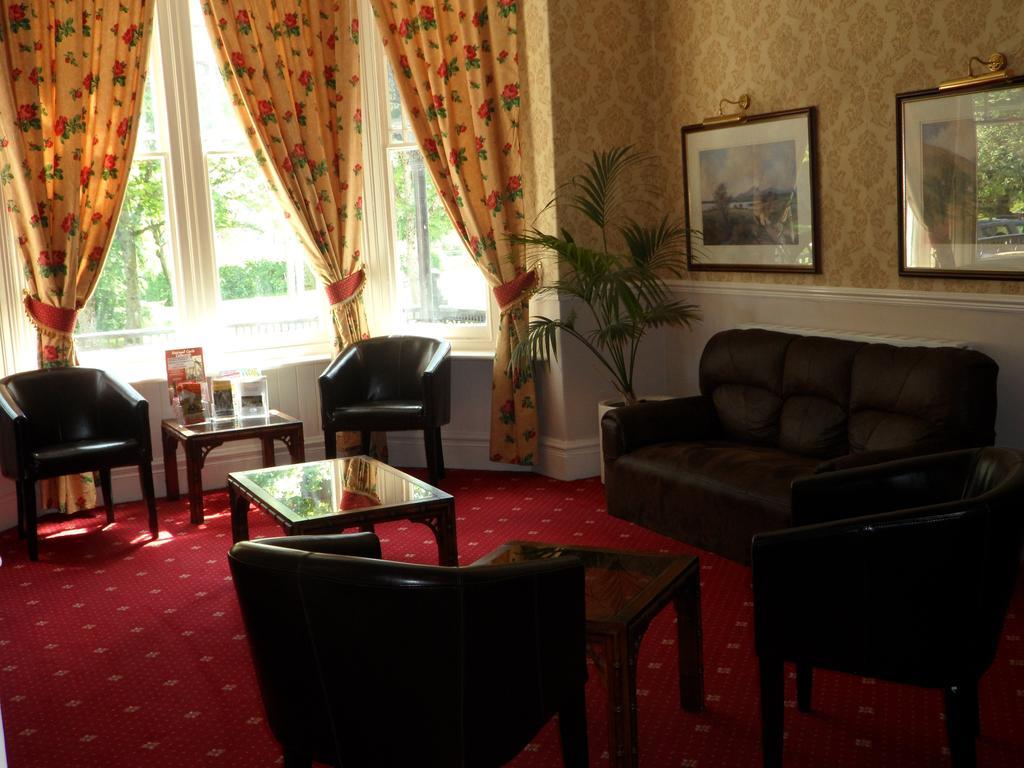 Glen Usk Hotel Llandrindod Wells Esterno foto