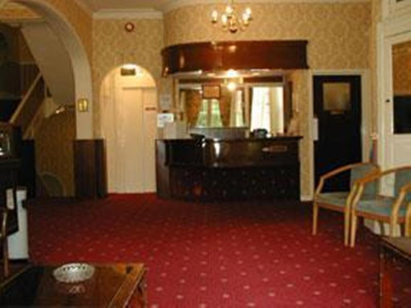 Glen Usk Hotel Llandrindod Wells Esterno foto